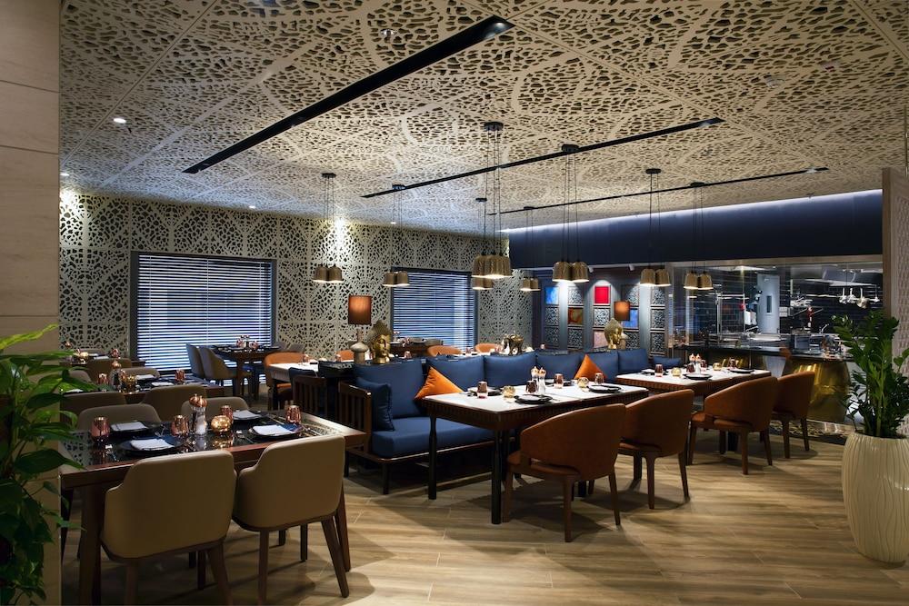 Grayton Hotel By Blazon Hotels Dubai Exteriör bild